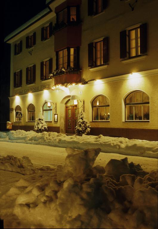 Gasthof Goldener Fisch Лиенц Экстерьер фото
